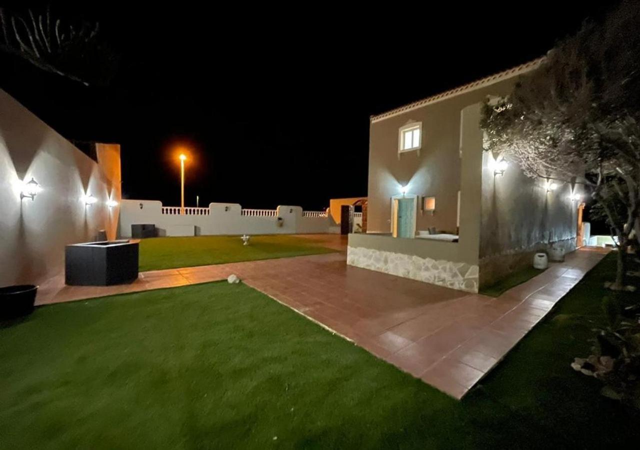 Amazing View El Medano Villa In With Jacuzzi Exteriér fotografie