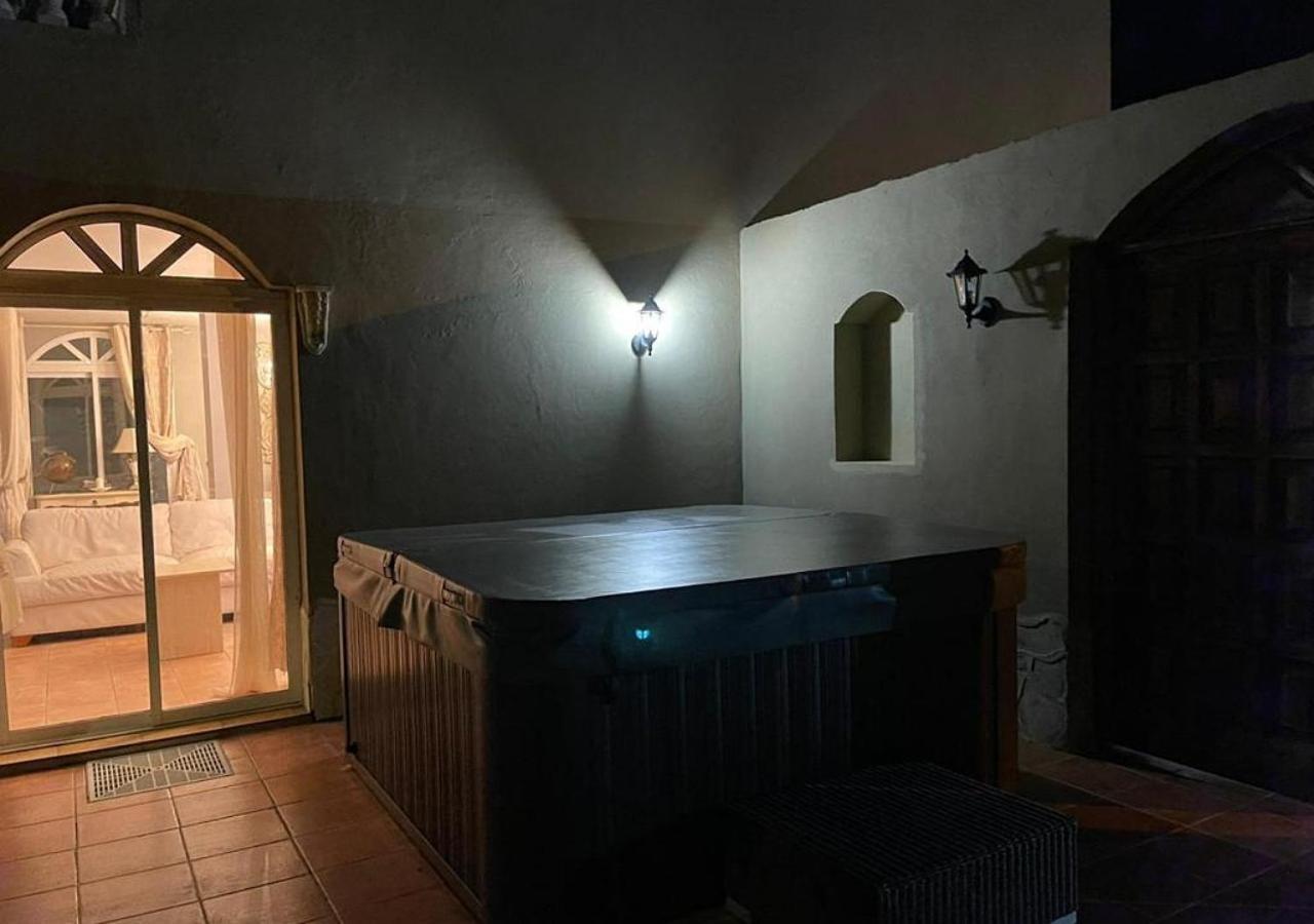 Amazing View El Medano Villa In With Jacuzzi Exteriér fotografie